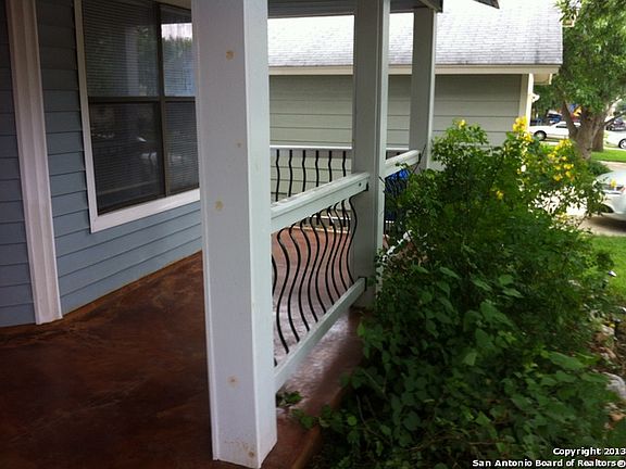 3rd image of 13236 Larkgate Dr