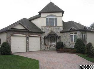 9 Penn Ct, Gettysburg, PA 17325