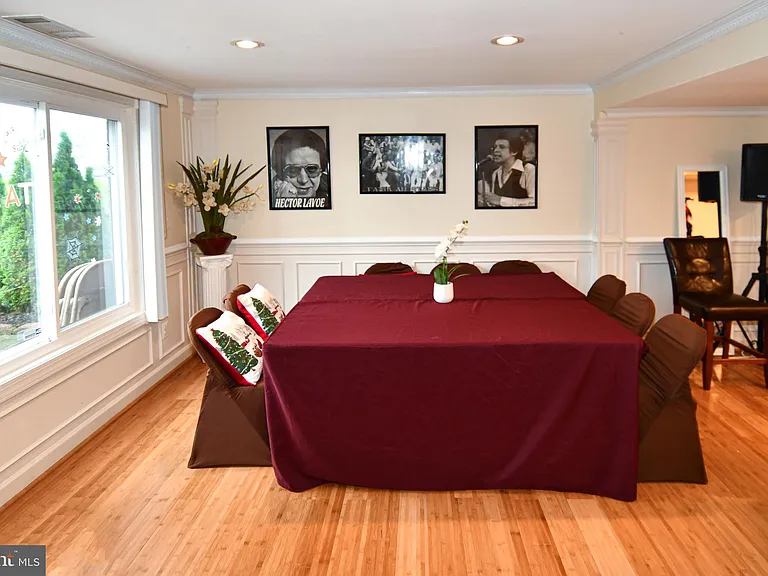 9401 Hickory View Pl — Photo 37
