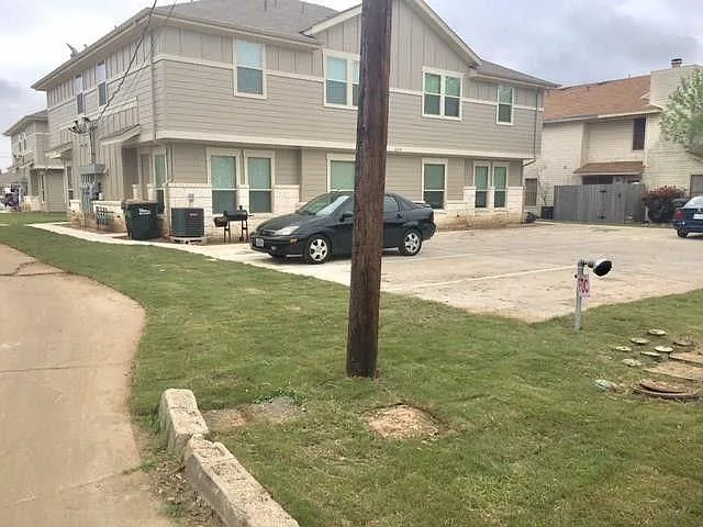 2213 Katy Ln #D — Photo 13