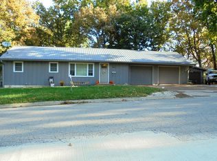 1209 Sunset Dr, Chillicothe, MO 64601