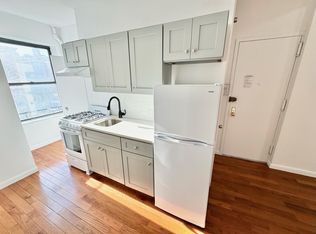 79 Thompson St APT 11, New York, NY 10012