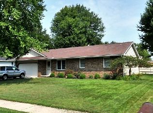 818 Liberty Dr, Waterville, OH 43566