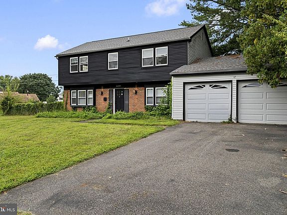 4th image of 17 Tillman Ln