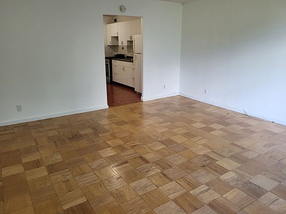 4th image of 44 Washington St APT 409