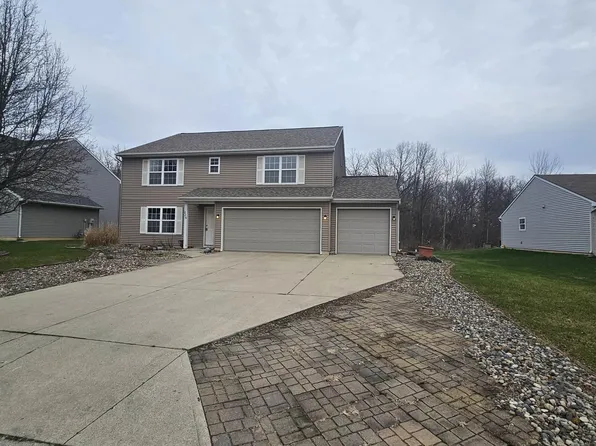 226 Beaulieu Pl, Fort Wayne, IN 46825