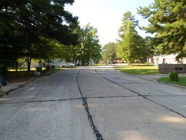 2nd image of 11507 Warren Rd