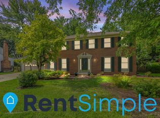 20055 Great Falls Forest Dr, Great Falls, VA 22066