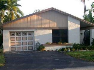 13606 SW 114th Ln, Miami, FL 33186