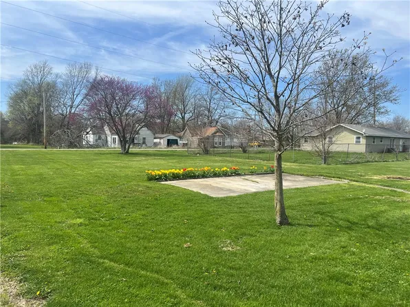 4012-1500 East Rd, Ridge Farm, IL 61870