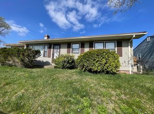 1527 Valley Dr, Flatwoods, KY 41139