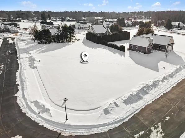 471 Wittenberg Path, Saint Joseph, MI 49085
