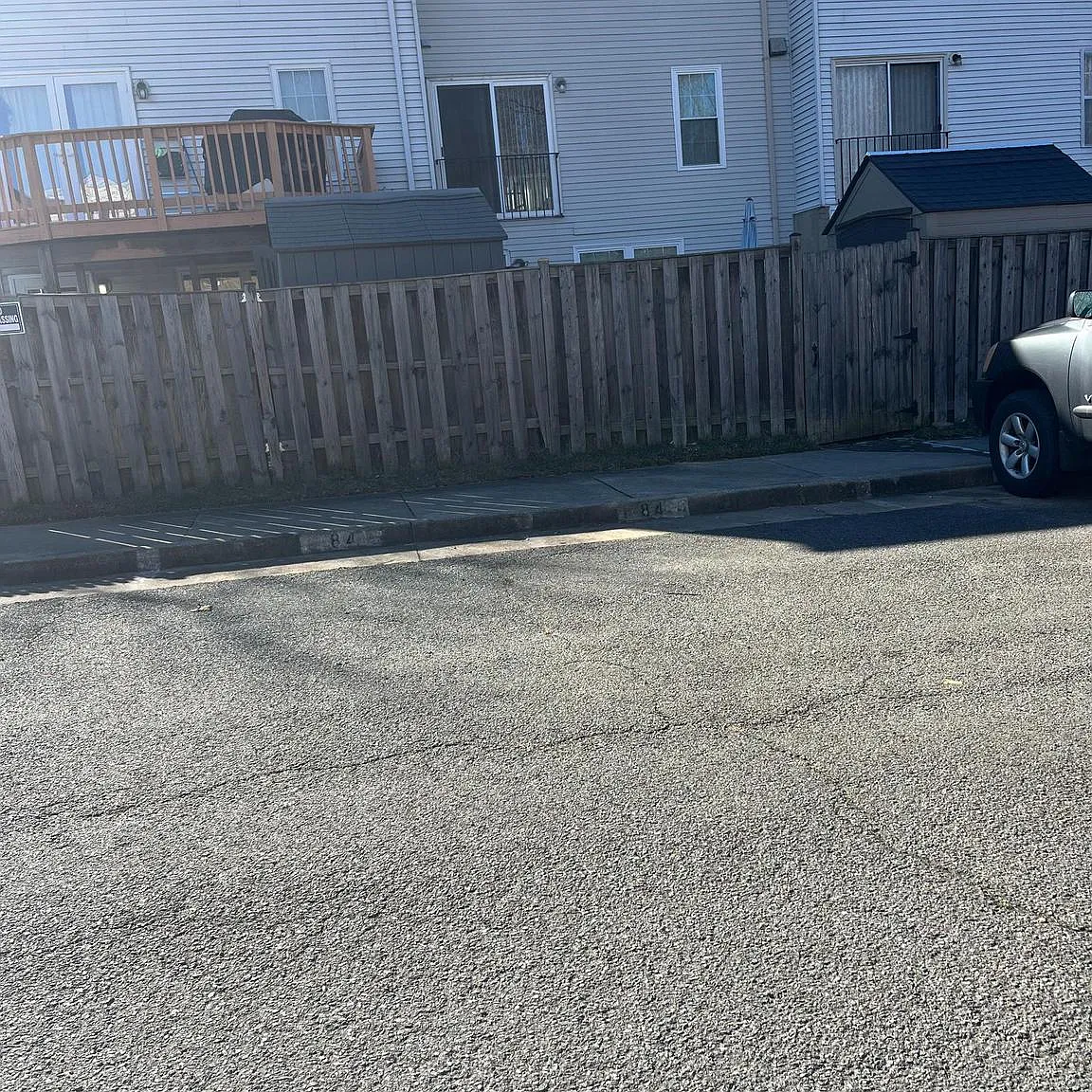 1 bed, 1810 sqft, $1,100 — Photo 2