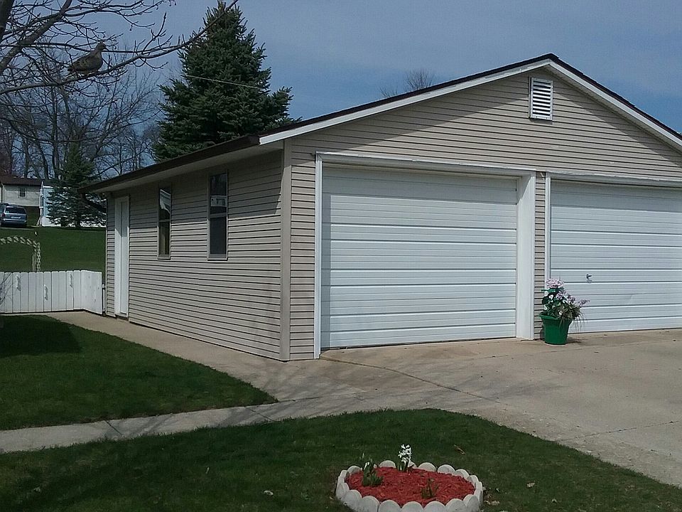 2nd image of 3327 Short St #D