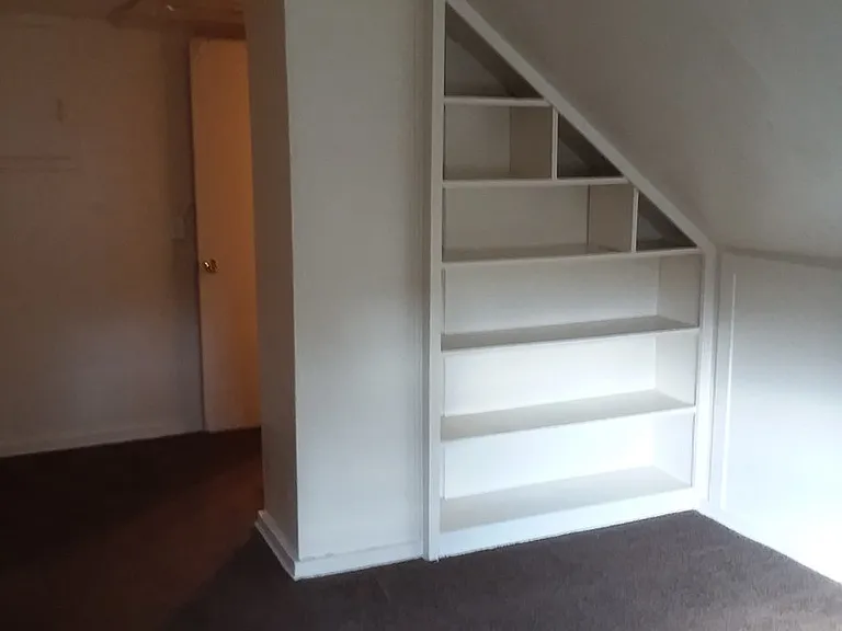 330 Howard Ave — Photo 22