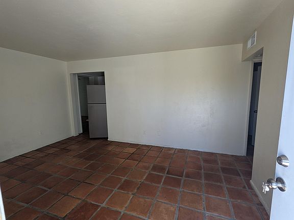 5th image of 4837 E Willetta St #2