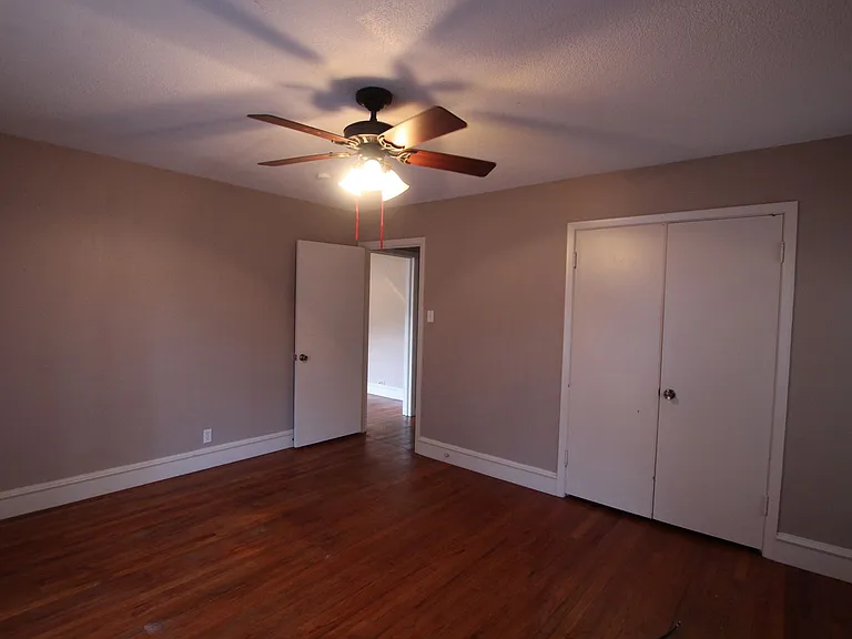 812 S Palmer Ave — Photo 19