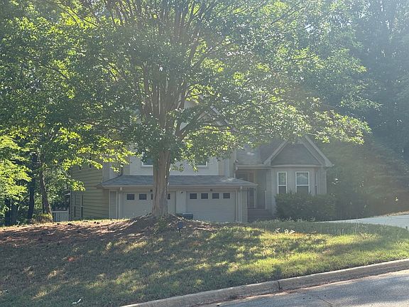 3rd image of 146 Crowell Rd SE