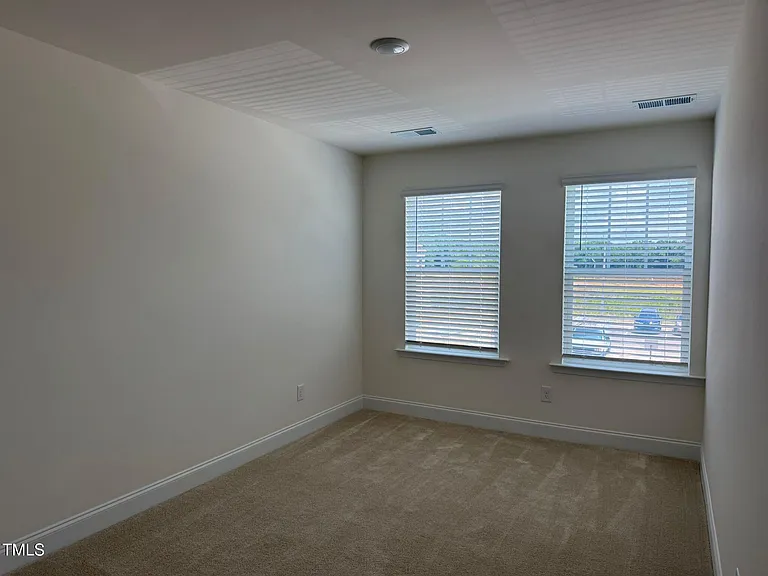 48 Hyacinth Ln — Photo 15