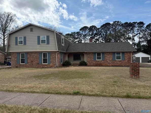 3222 Riley Rd SW, Huntsville, AL 35801