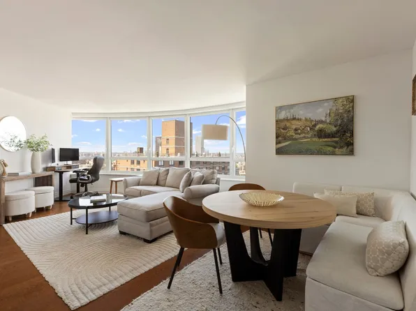 200 East 94th Street image 1 of 21
