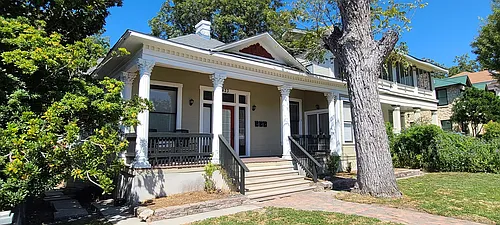 423 W Magnolia Ave #1 Photo 1