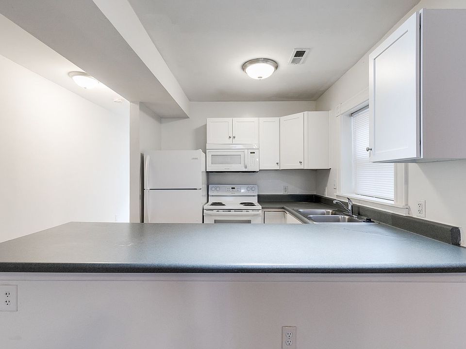 1st image of 1818 Parkwood Ave