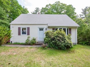 22 Alcine Ln, Burlington, MA 01803