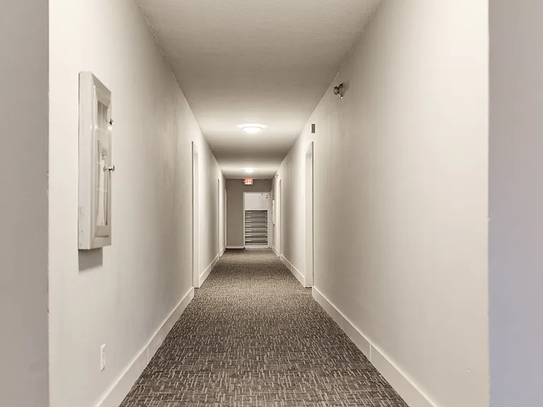 Parkline Flats — Photo 10