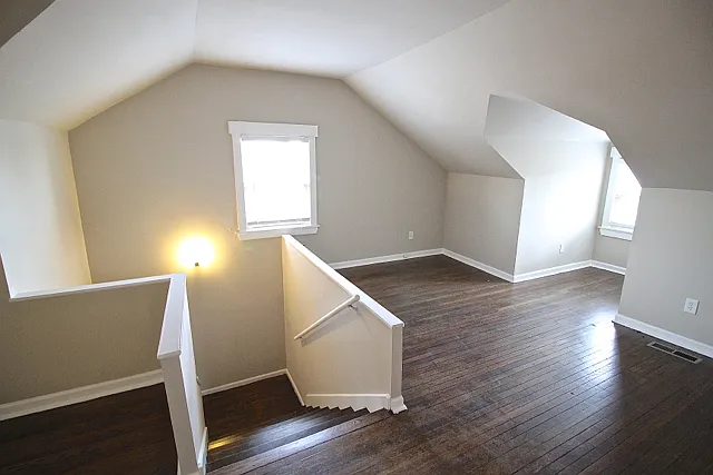4314 Warwick | Updated Unit in Quiet Neighborhood — Photo 3