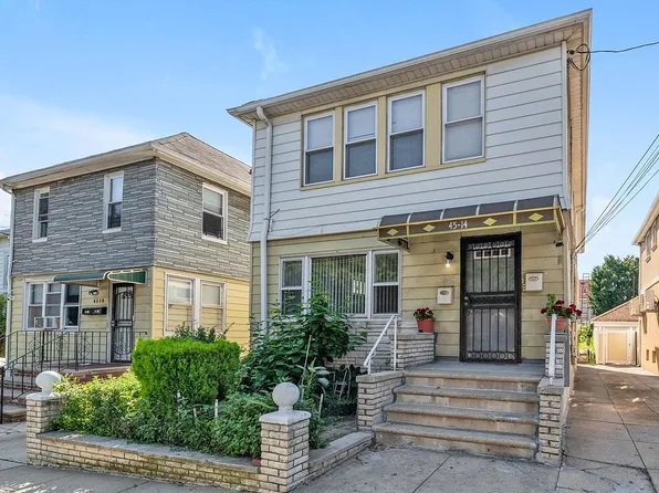 4514 164th St, Flushing, NY 11358