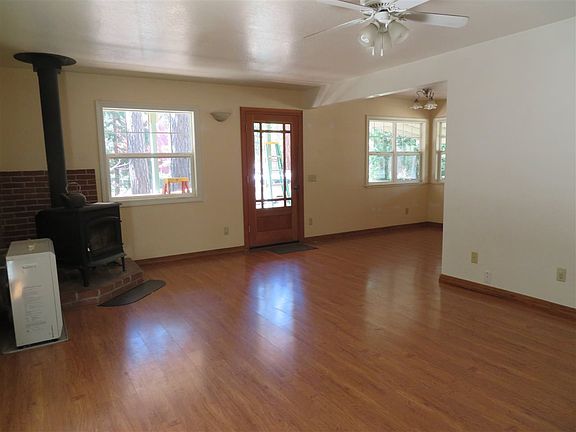 3rd image of 76 Cottonwood Dr