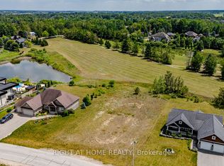 8 Deanna Dr, Wasaga Beach, ON L9Z1J5