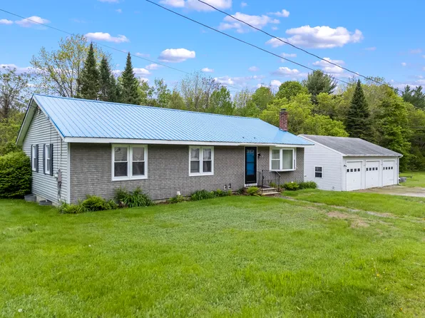 4 Andrews Road, Winthrop, ME 04364