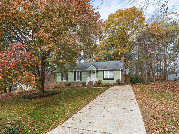 104 Remington Woods Dr, Wake Forest, NC 27587
