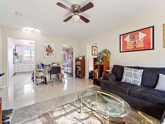 4th image of 4051 Abourne Rd APT D
