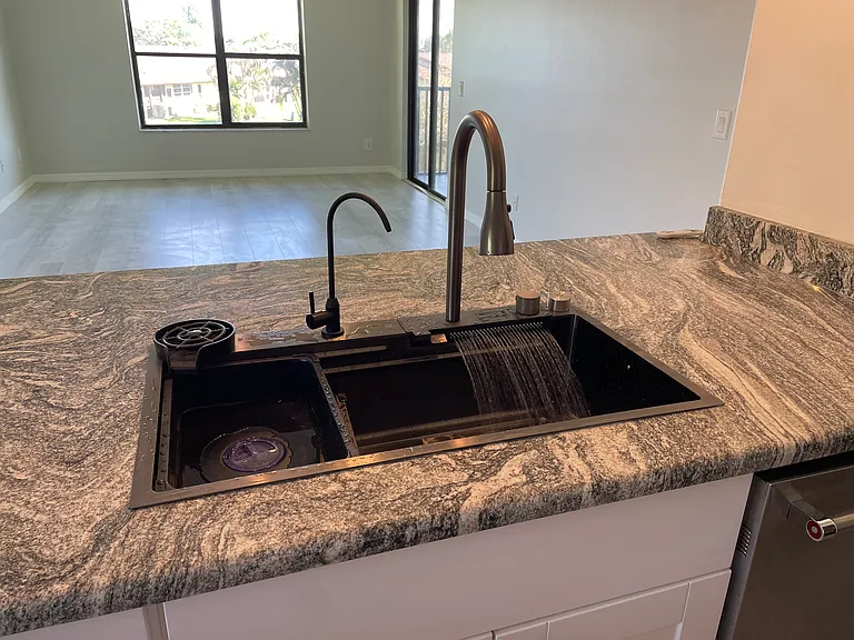 6537 SE Federal Hwy #202 — Photo 4