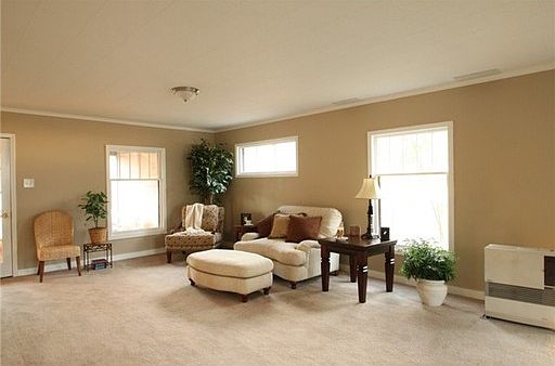 2nd image of 403 Lincoln Ave