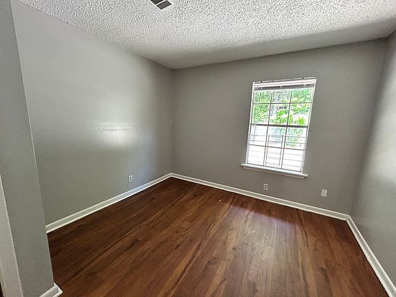 5th image of 901 E 29th Ave #10