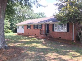 98 Littlejohn Ct, Roebuck, SC 29376