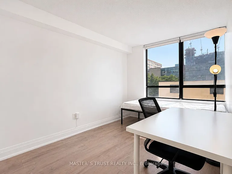 117 Gerrard St E #413 — Photo 12