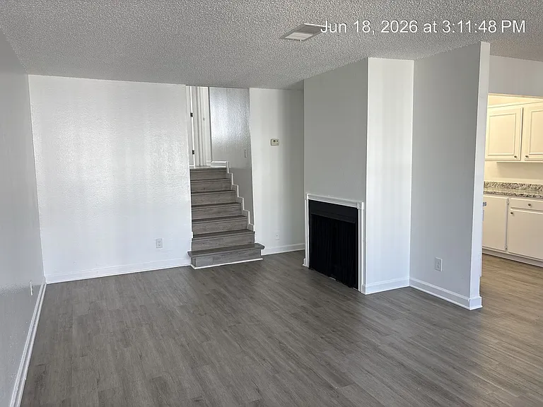 Cinnamon Creek Apartments — Photo 2