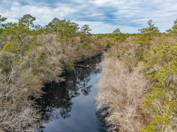 4 & 5 Seminole Ln, Sopchoppy, FL 32358