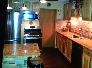 1024 68th St, Windsor Heights, IA 50324