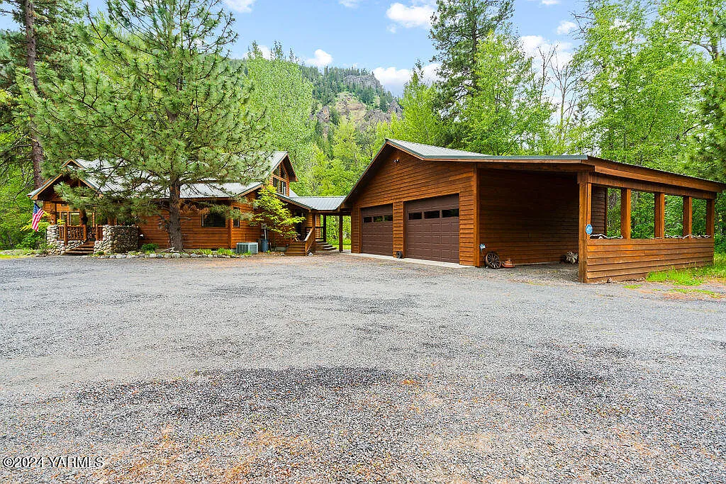 16600 State Highway 410 photo 1