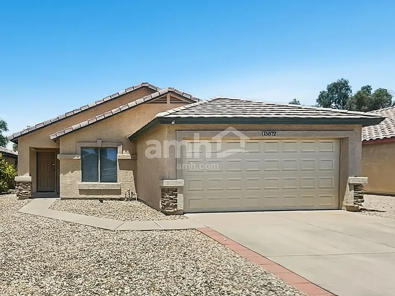 15872 W Adams St — Photo 1