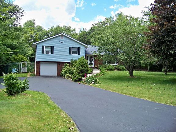 4th image of 3154 Sussex Dr