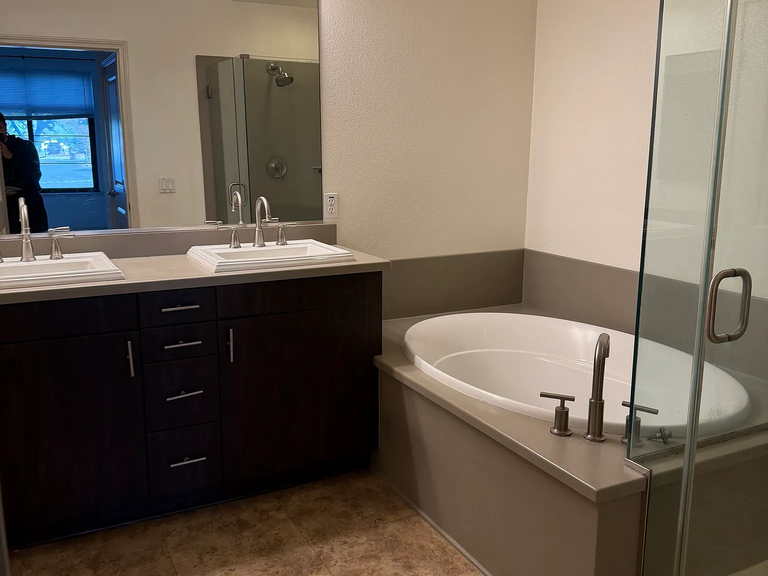 2 bed, 1178 sqft, $4,200 — Photo 4