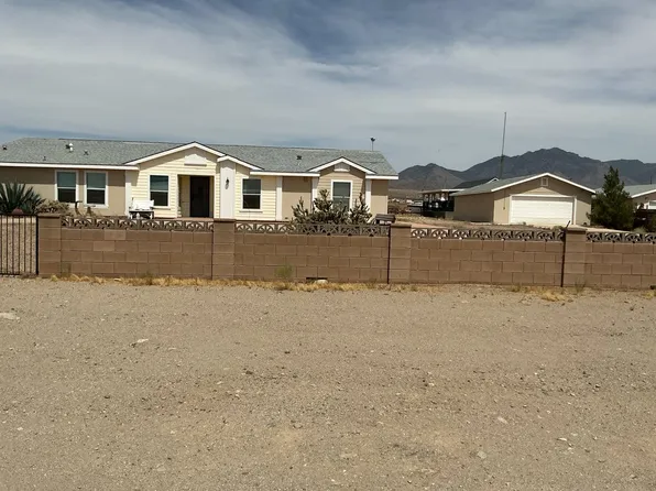 15580 N Garnet Dr, Dolan Springs, AZ 86441