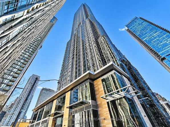 11 Yorkville Ave, Toronto, ON